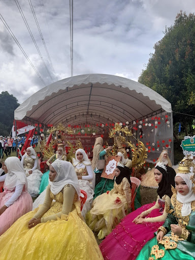 An Ecstatic Sports Week in Thai School