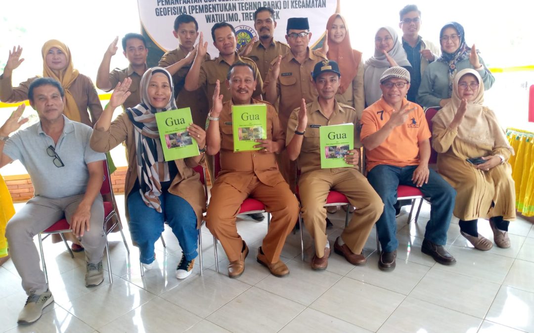 PEMANFAATAN GOA SEBAGAI PUSAT STUDI GEOLOGI DAN GEOFISIKA (PEMBENTUKAN TECHNO PARK) DI KECAMATAN WATULIMO, TRENGGALEK