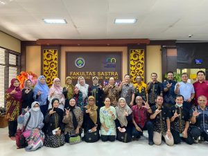 GUNA MERAJUT KERJASAMA, PRODI PENDIDIKAN BAHASA INGGRIS UNIVERSITAS LAMBUNG MANGKURAT MELAKUKAN KUNJUNGAN KERJA KE PRODI PENDIDIKAN BAHASA INGGRIS UNIVERSITAS NEGERI MALANG