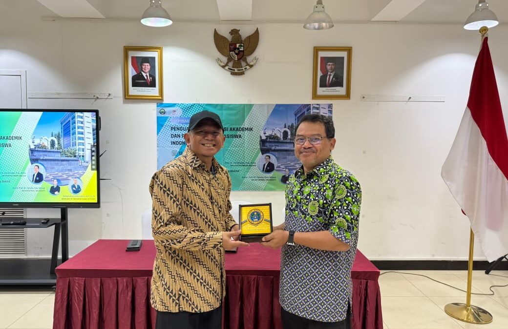 SPs UM dan SINO Bekali Mahasiswa Indonesia di Beijing dengan Konseling Akademik dan Pelatihan Penulisan Ilmiah