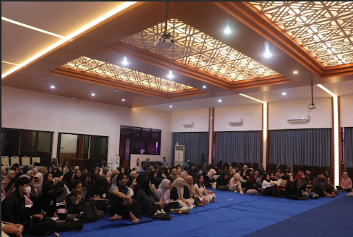 Mengintegrasikan Seni Pertunjukan dan Kesadaran Energi: Workshop Drama Dorong Produksi Kreatif Berkelanjutan