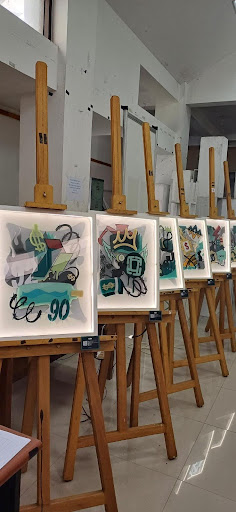 KASUS KORUPSI SEBAGAI IDE PENCIPTAN KARYA SENI GRAFITI PADA MEDIA AKRILIK