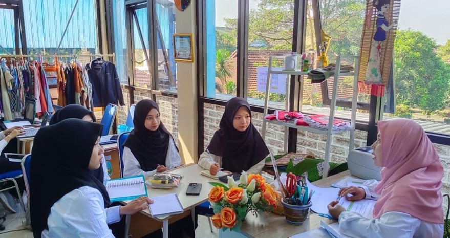 Inovasi DIGIAPEL Jawab Tantangan Literasi Digital Siswa SMK