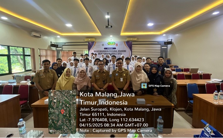 WORKSHOP MEMBANGUN PERSONAL BRANDING MELALUIGOOGLE SITES DI SEKOLAH MITRA PPG
