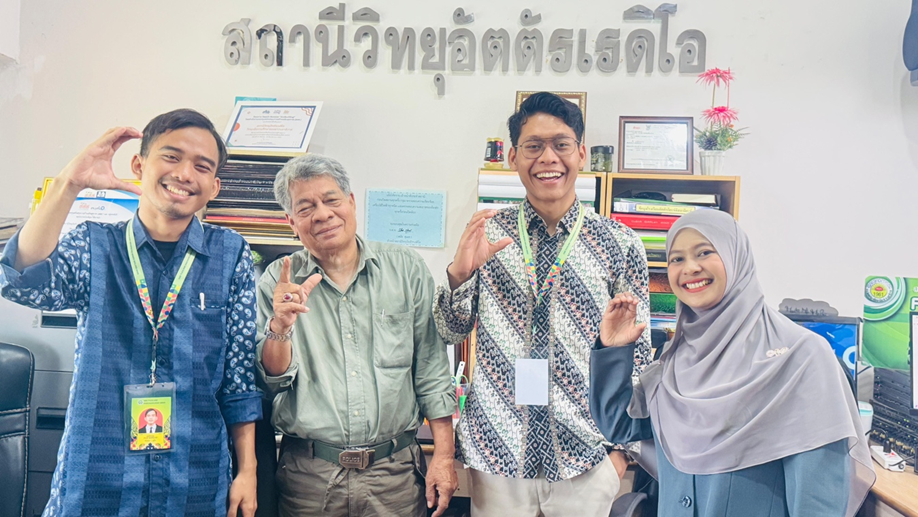 Misi Diplomasi Budaya: Mahasiswa UM Berhasil Kenalkan Sastra Melayu di Thailand