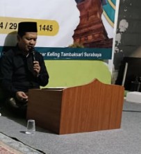 Dosen Prodi Pendidikan Bahasa Arab Fakultas Sastra Berikan Kajian Dzikrul Ghofilin bagi Guru Pondok Pesantren Tarbiyaturrohim