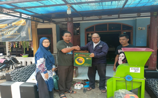 Dosen UM Terlibat dalam Penyediaan Filter Air Bersih dan Pelatihan Pengolahan Sampah Organik di Desa Ngajum Dukung Pencapaian SDGs