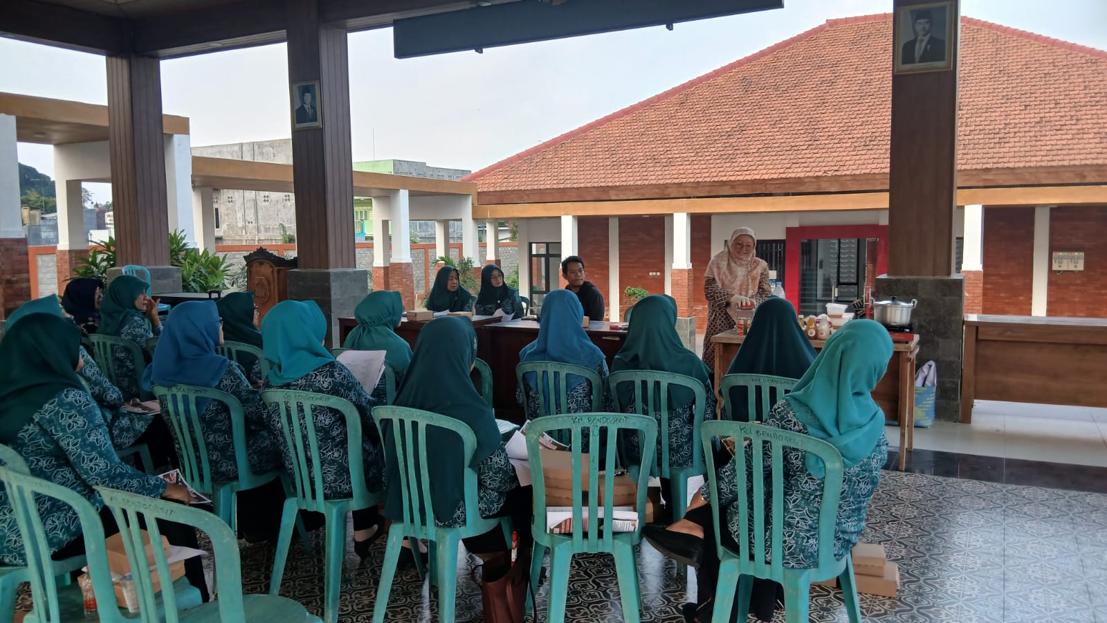 Departemen Sains Terapan UM Kembangkan Inovasi Kombucha Rambutan untuk Kesehatan Masyarakat dan Pemberdayaan Ekonomi Kelompok Tani